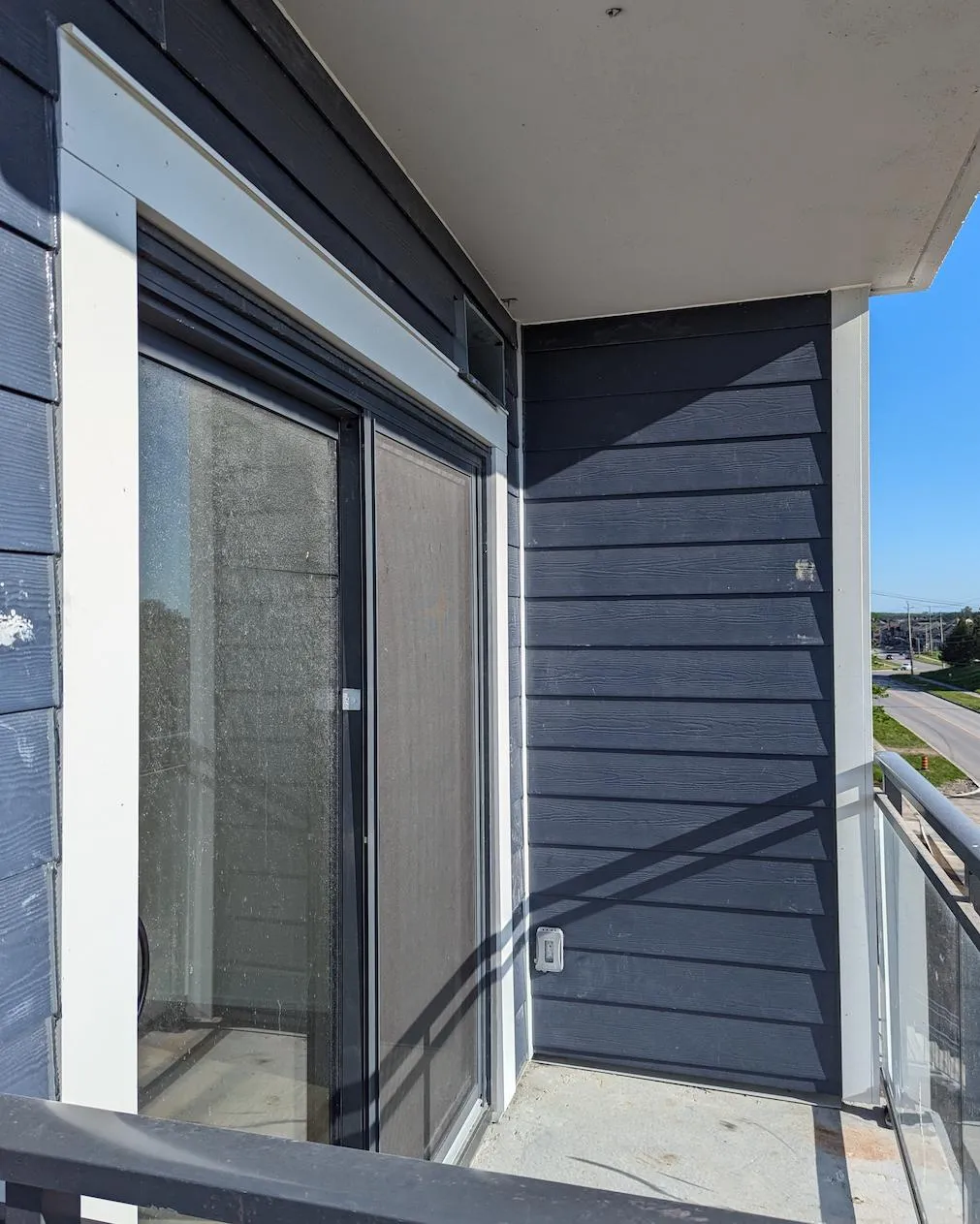 balcony and patio caulking